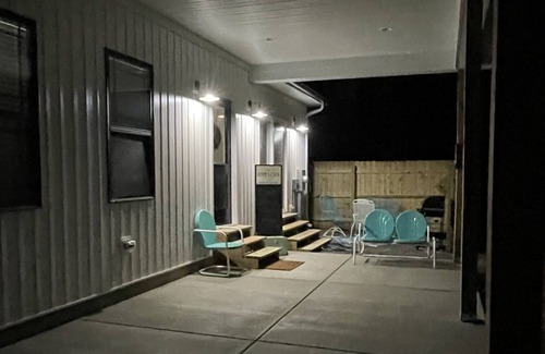 Troy Sonstige | THE Chicken Coop in Troy