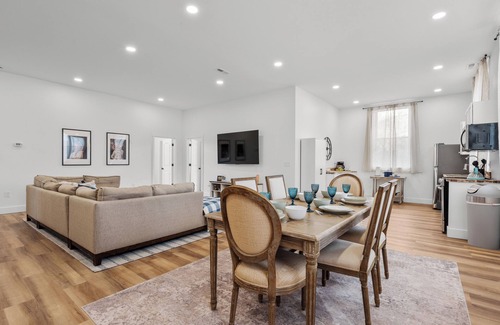 Old North Columbus Haus | The Church - 6BR Home Near OSU, Perfect for Groups