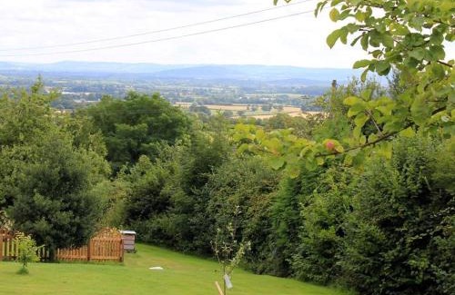 Flaxley Haus | The Cider Barn