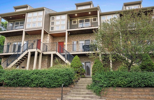 Covington Eigentumswohnung | The Cincy Staycation - City Views