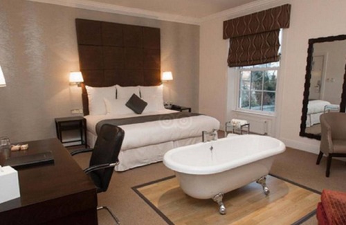 Gorleston-on-Sea Hotel | The Cliff Hotel