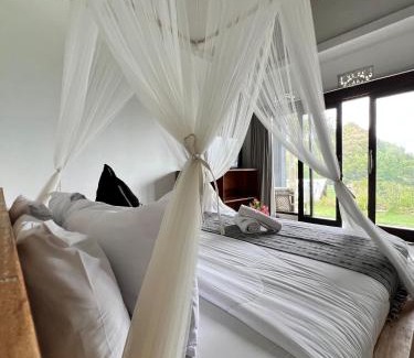 Songan Bed & Breakfast | The Cliff Villa