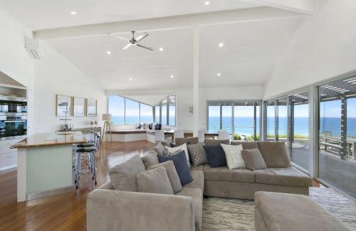 Fairhaven Haus | The Cliffs Edge