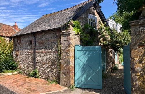 Godmanstone Haus | The Coach House - Trinity Lodge