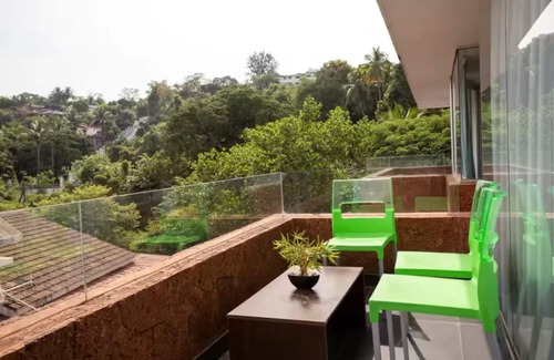 Nerul Wohnung | The Coastal Nest - 2BHK by Da Alohas