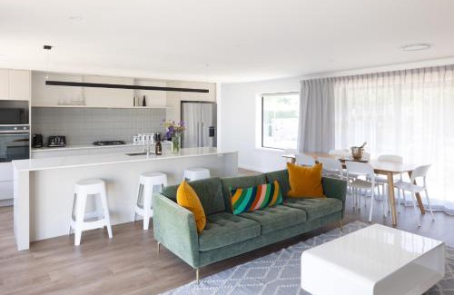 Havelock North Haus | The Corner on Te Mata