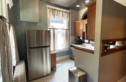 Freeman Wohnung | The Corner Sweets, A Spacious 6-bedroom apartment with WiFi, in lovely Bramwell