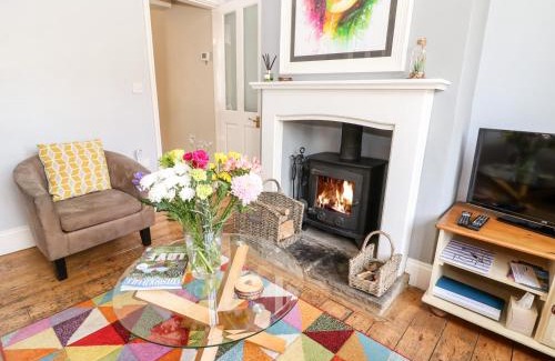 Broadway Haus | The Cottage at Broadway