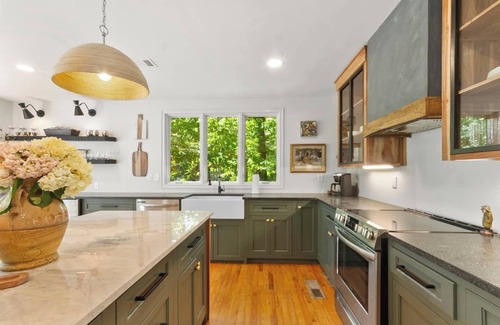 Samantha Haus | The Cottage at Lakeside Pointe