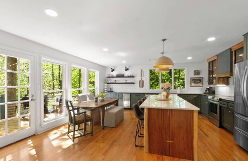 Samantha Haus | The Cottage at Lakeside Pointe