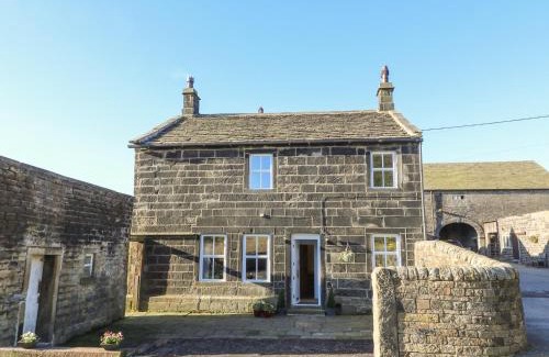 Sowerby Bridge Haus | The Cottage, Beeston Hall