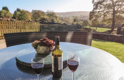 Sowerby Bridge Haus | The Cottage, Beeston Hall