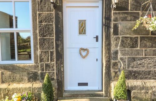 Sowerby Bridge Haus | The Cottage, Beeston Hall