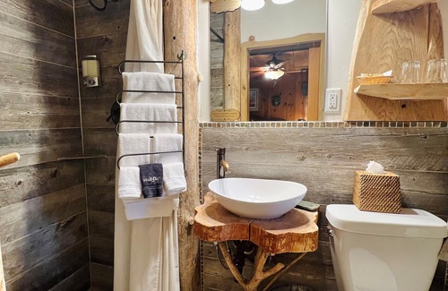 Sunnyside Hotel | The Cottage Inn