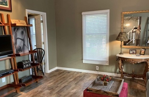 Afton Hütte | The Cottage @ Rebel's Run Afton Mountain