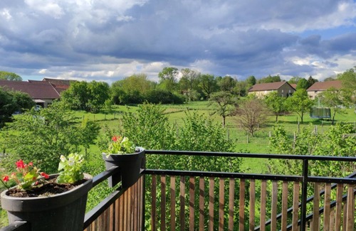 Saffloz Haus | The county cottage