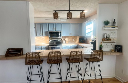 Jacksons' Gap Haus | The Cove- Kayak, Private Boat Ramp, Fire Pit, Ping Pong, Darts, & EV Charger