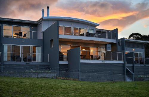 Kettering Bed & Breakfast | The Cove Kettering