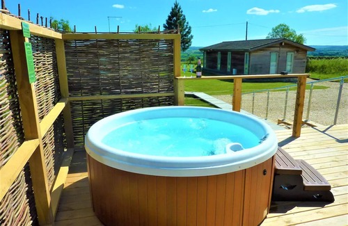 Sherborne Haus | The Cow Shed - Luxury 5* Dorset barn conversion with private hot tub