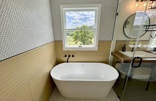 Berkeley Springs Sonstige | The Cowbell - 3-bedroom farmhouse in charming Berkeley Springs