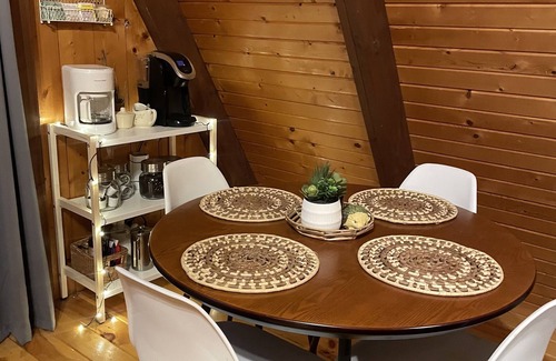 Crystal Kabine | The Crystal Lake Cabin