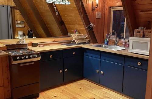 Crystal Kabine | The Crystal Lake Cabin