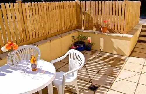 Haselbury Plucknett Hütte | The Cygnet