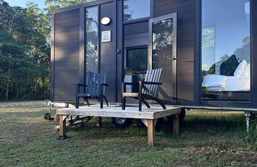 East Feluga Haus | The Dacious by Tiny Away