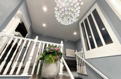 Lakeview Hotel | The Den Hotel