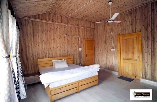 Kuthar Sonstige | The Divine- 4BR Lux Farmhouse with pool in Kalka