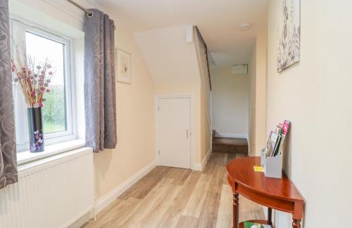 Alweston Haus | The Donkey Shed