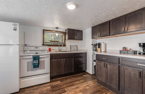 White Cloud Haus | The Down Under Cottage