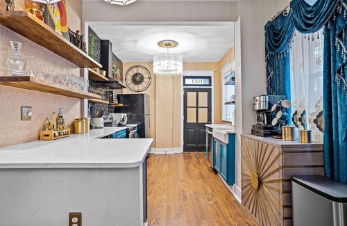 Hanover Place Wohnung | The Downtown Luxe - Superior Amenities & minutes from downtown, Westport and the Plaza!