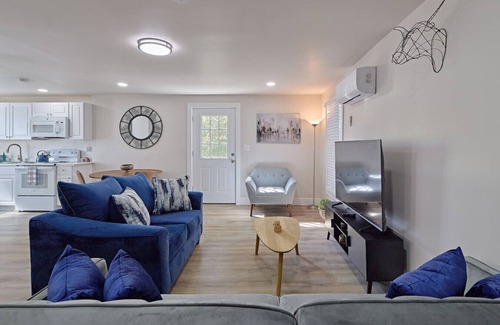 Dunlap Wohnung | The Dunlap Escape | Spacious 2BD Home