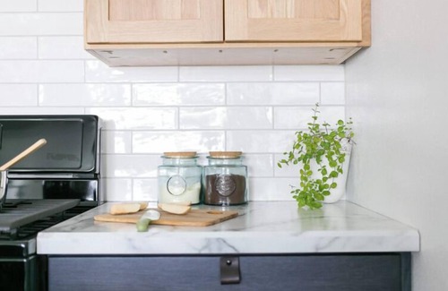 Millersburg Wohnung | The Dwelling Apt 2 | Rooftop Terrace w/ Grill + Fire Pit!