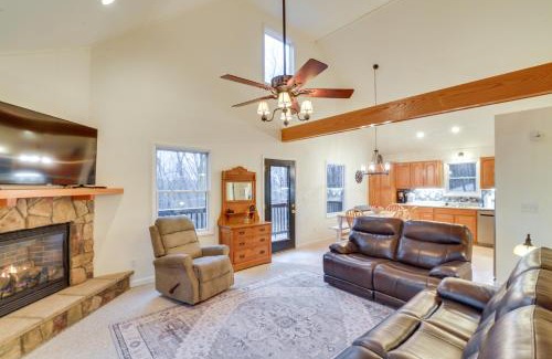 Terra Alta Haus | The Eagles Nest at Alpine Cabin with Fireplace!