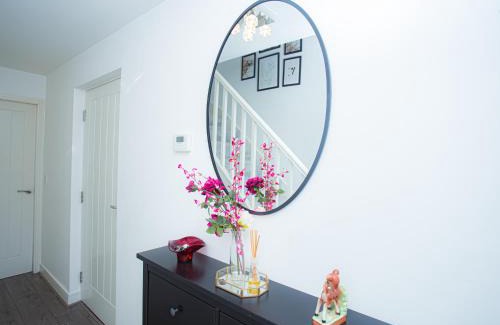 Openshaw Haus | The Edge - Enjoy a luxury stay