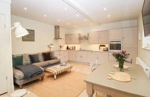 Langport Hütte | THE END, romantic, character holiday cottage in Langport