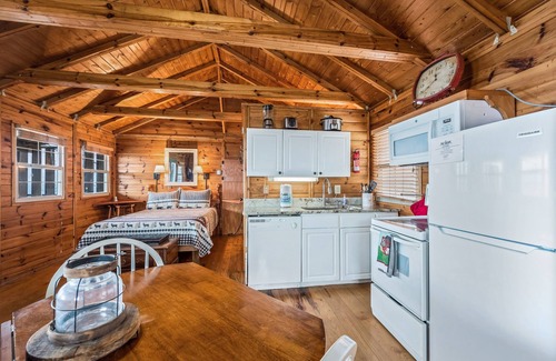 Valley Head Kabine | The Escape-views of 3 states w/hot tub