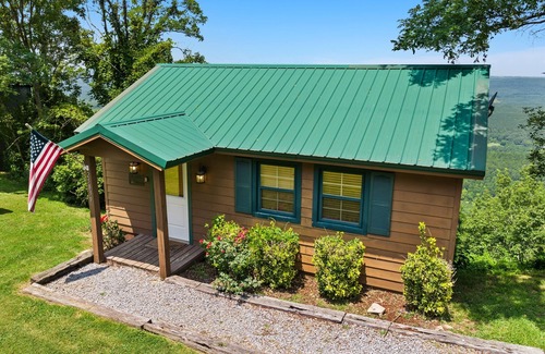 Valley Head Kabine | The Escape-views of 3 states w/hot tub