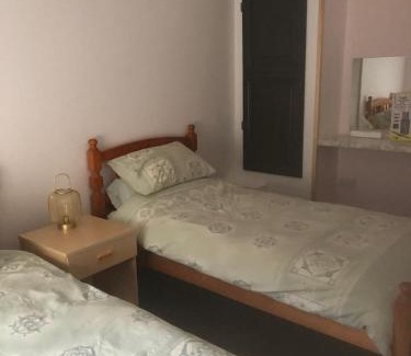 Abercwmboi Hotel | The Falcon Inn Retreat