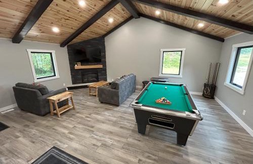 Bear Lake Haus | The Farmhouse at Rustic Ridge