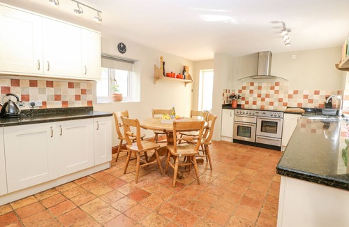 East Dereham Hütte | The Firs