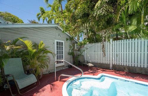 Meadows Eigentumswohnung | The Fleming Suite | 1 bed, 1 bath condo w/shared pool