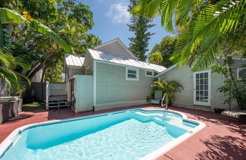 Meadows Eigentumswohnung | The Fleming Suite | 1 bed, 1 bath condo w/shared pool