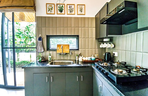 Bail Parao Hütte | The Forest Nook 3BHK Cottage in Ramnagar by Homeyhuts