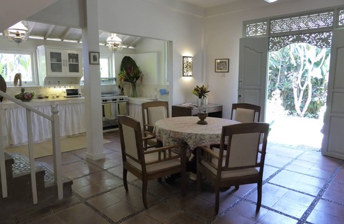 Ubud City-Centre Villa | The Garden Cottage 2 bedroom Villa, Quiet and Peaceful Retreat Near Central Ubud