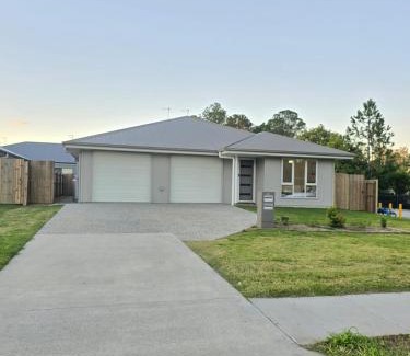 Loganlea Haus | The Gateway to Sunshine State