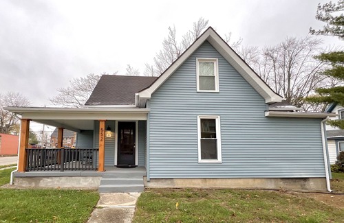 Xenia Haus | The Gathering Place - 10 min Yellow Springs - 15 min Dayton Air Force Museum