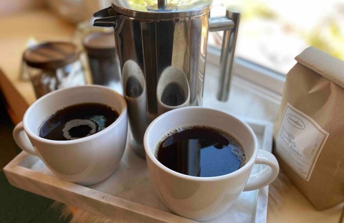 Grass Valley Haus | The Gold heart of Grass Valley w outdoor bathtub